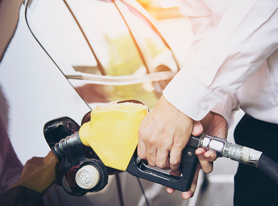 Top Tips on How to Improve Fuel Economy