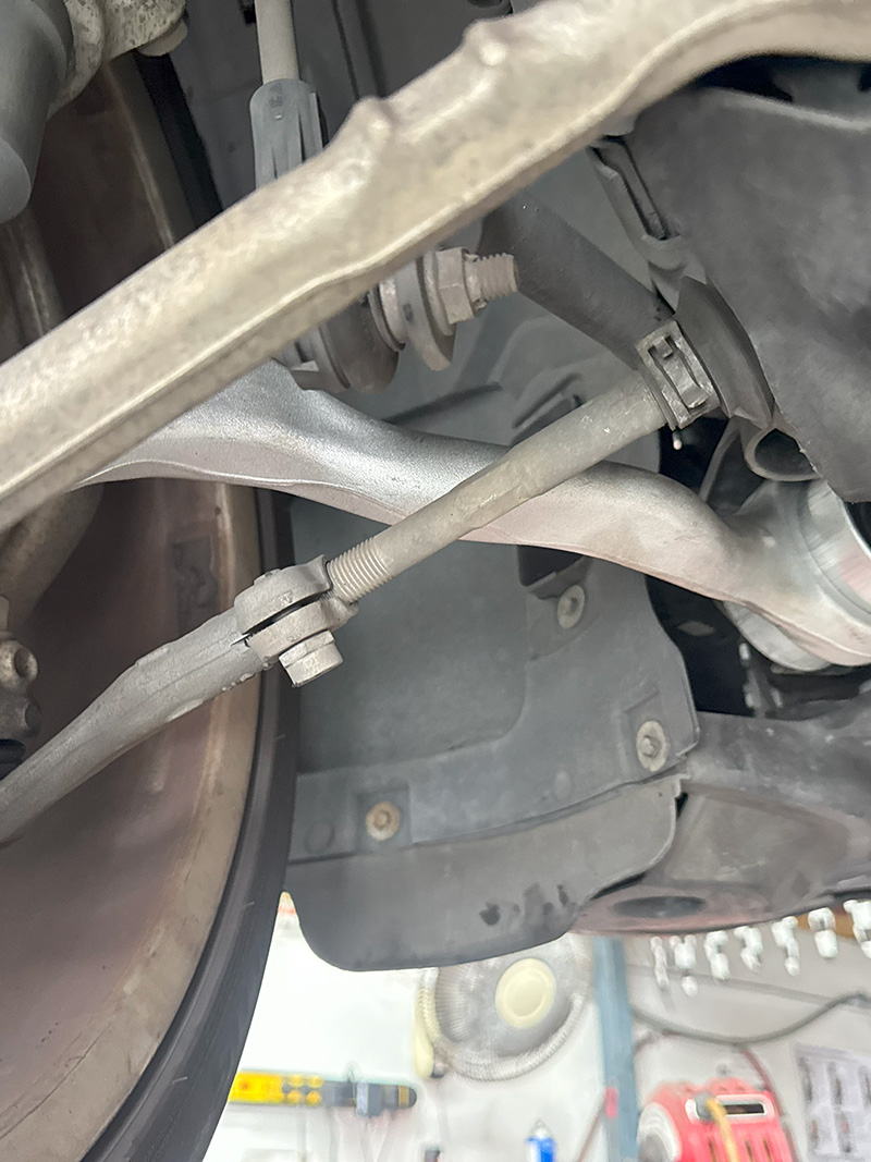 bmw-with-new-radius-control-arm-001