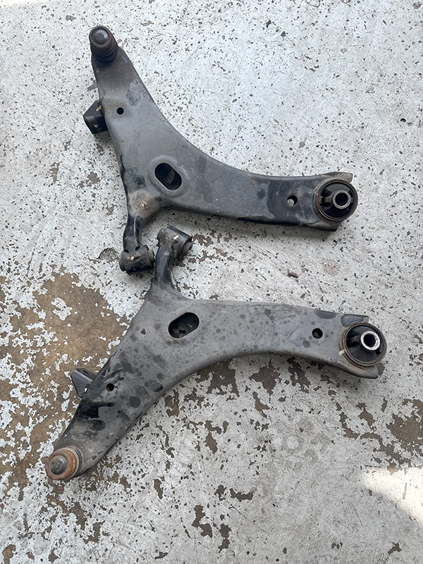 lower-control-arm-subaru-xv